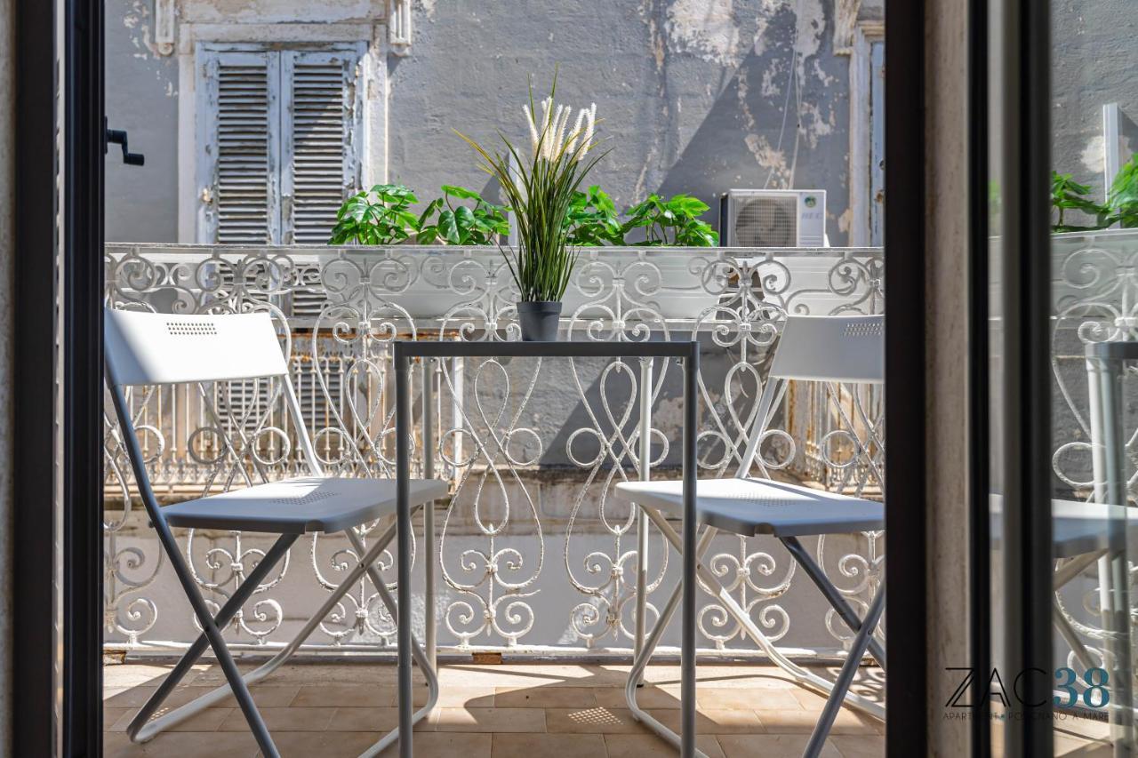 Zac 38 Hotel Polignano a Mare Buitenkant foto